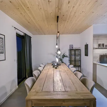 48 Apartment